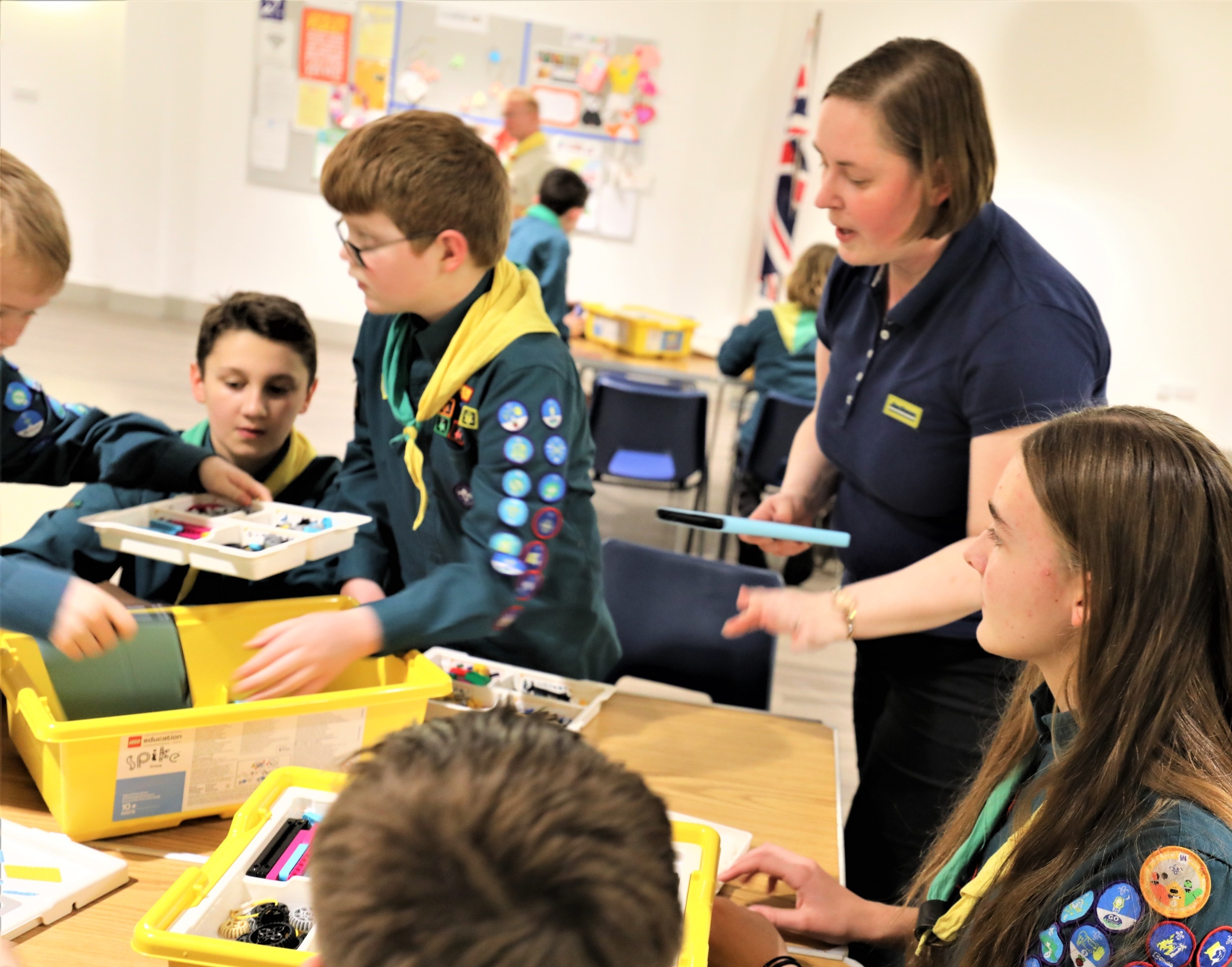 Bingham Scouts Lego evening (52) - RESIZE 2